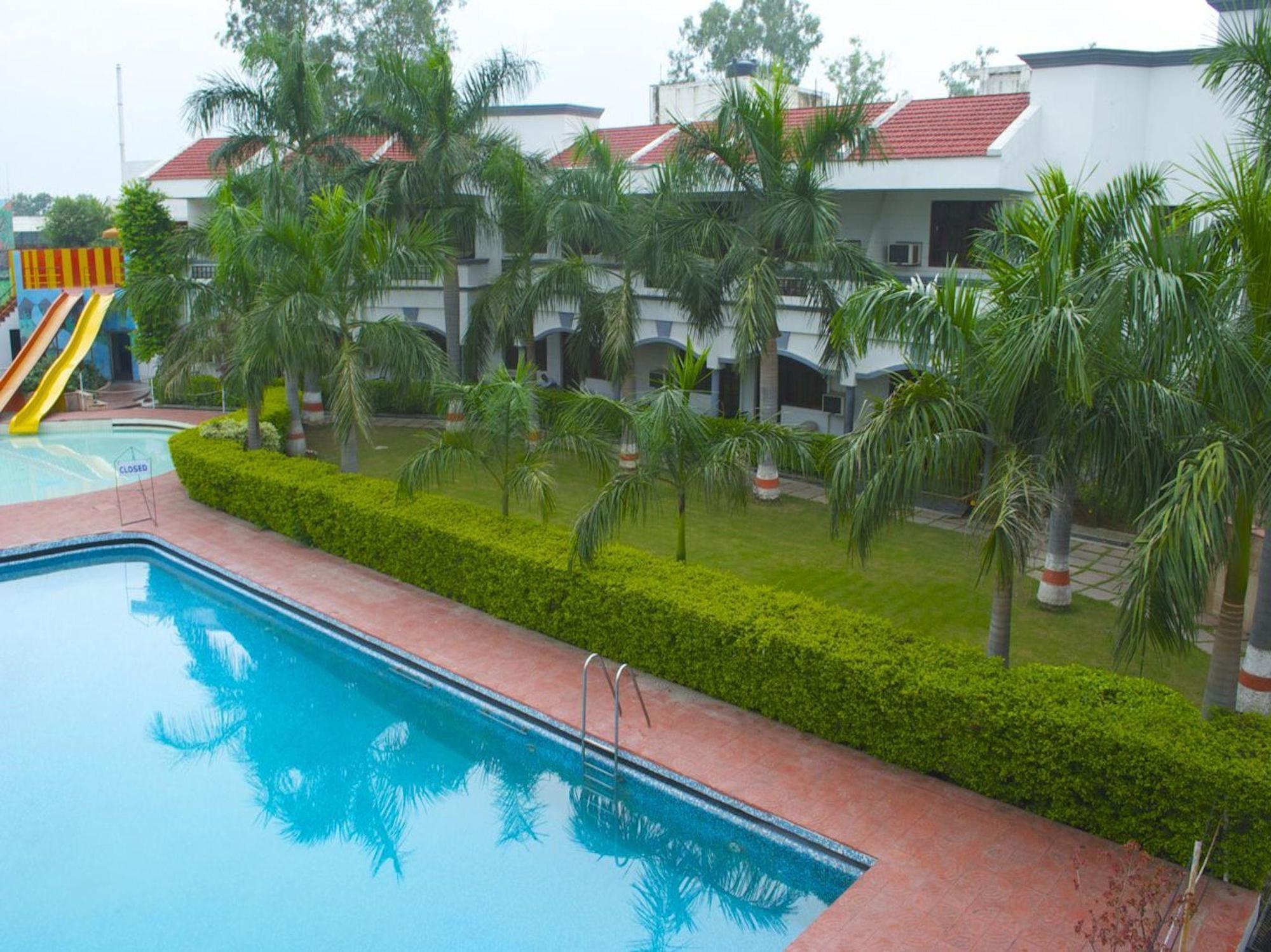 Hotel Charans Club & Resorts Pvt. Ltd.